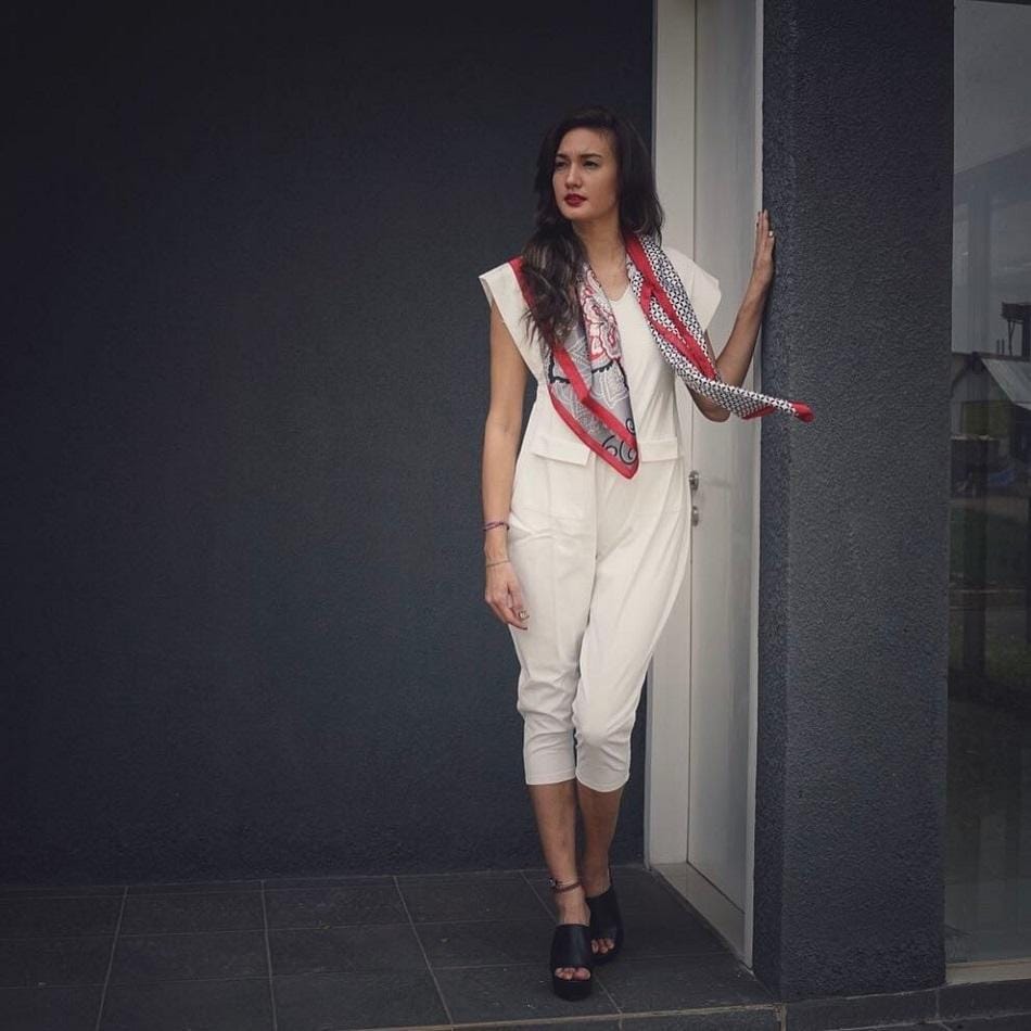 Instagram.com/nadinelist