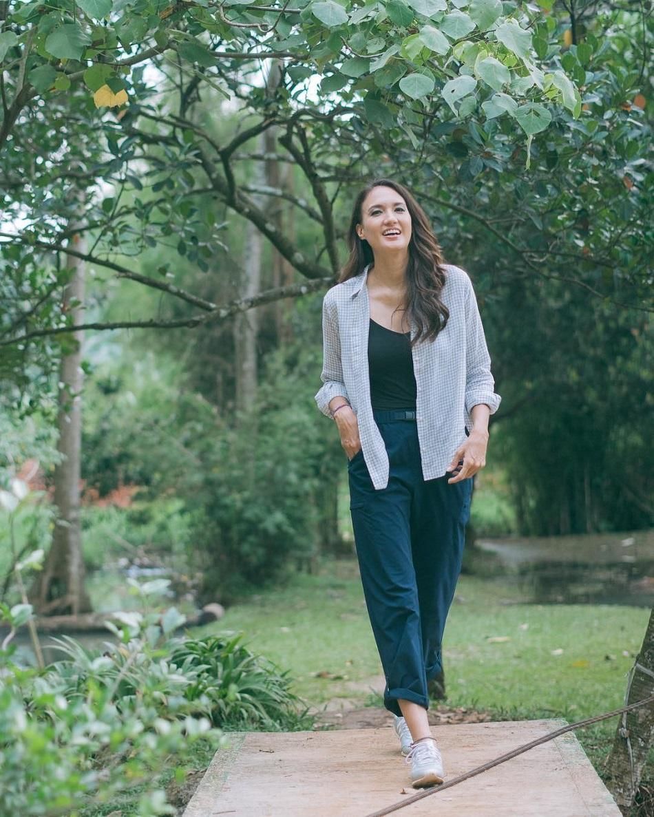 Instagram.com/nadinelist