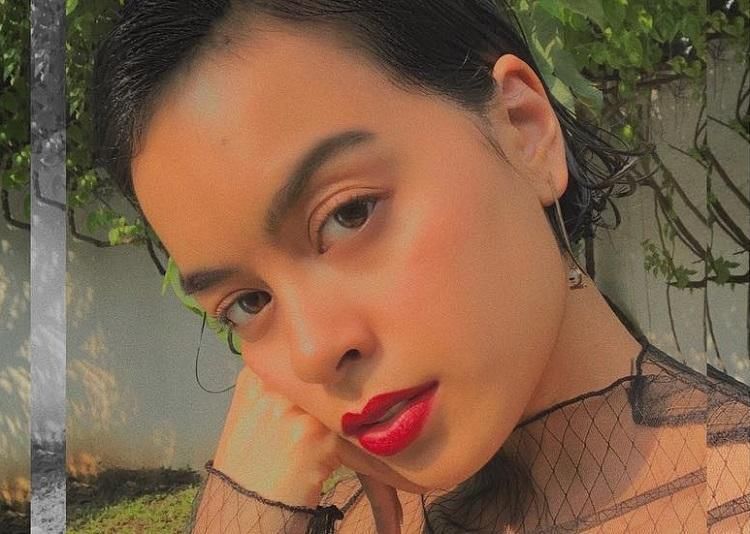 instagram.com/evacelia