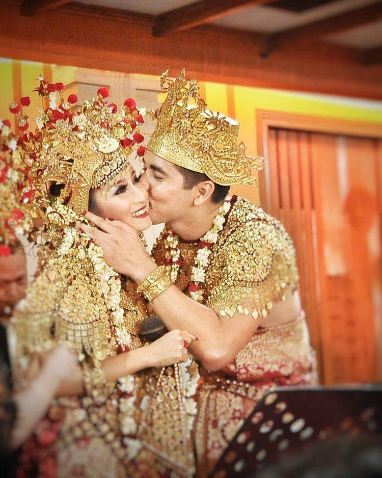 Instagram.com/chacathakya15, axio