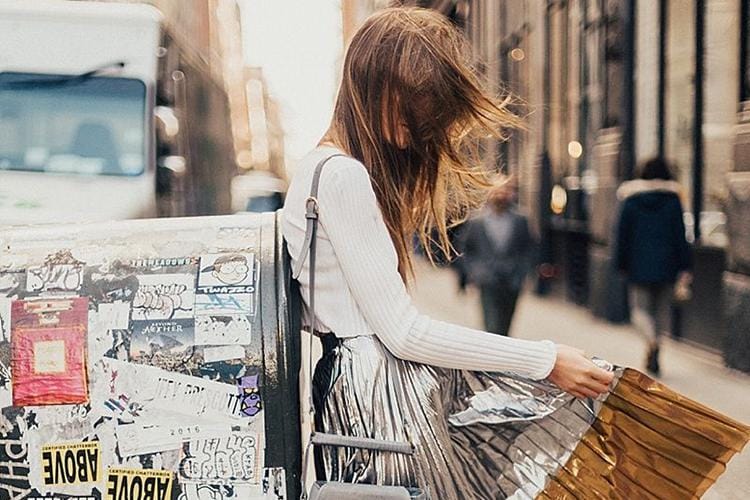 #PopbelaOOTD: 7 Fashion Item untuk Summer Party yang Glamor