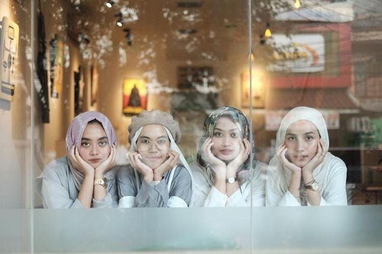 Instagram.com/nabilahatifa