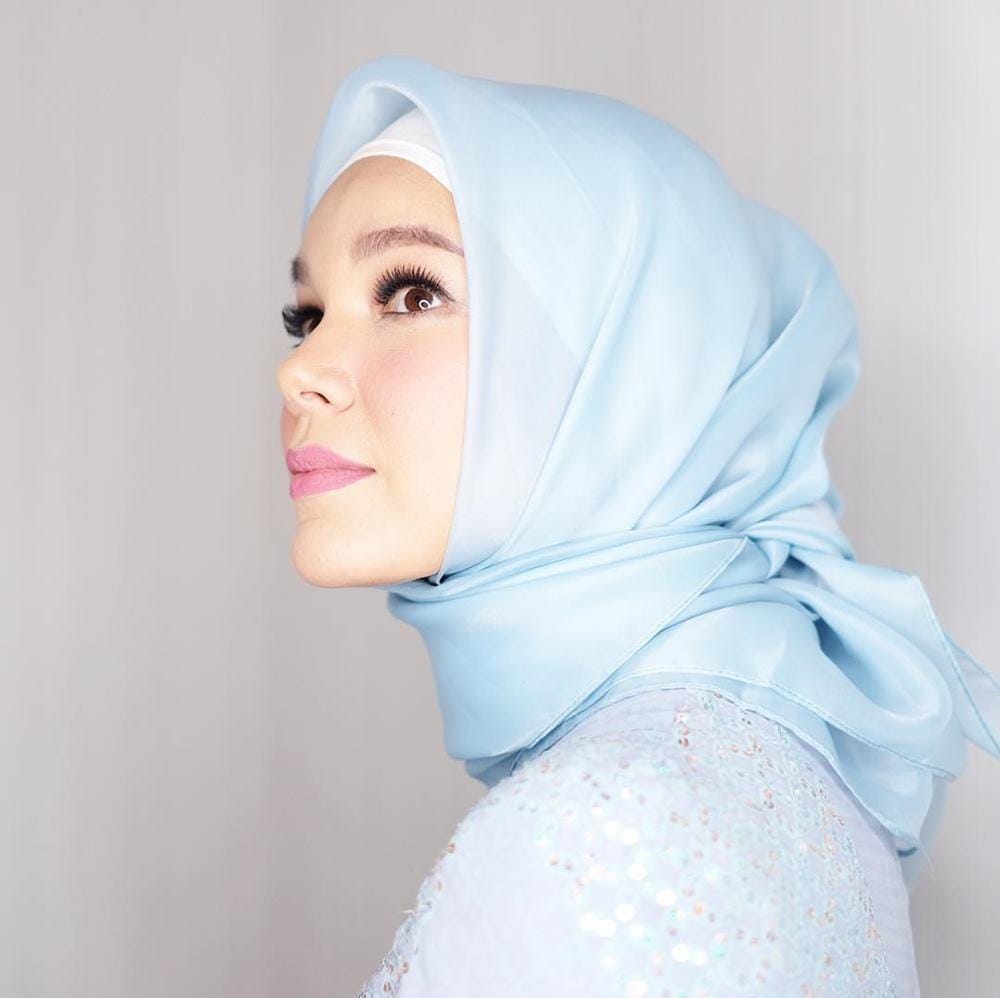Instagram.com/dewisandra