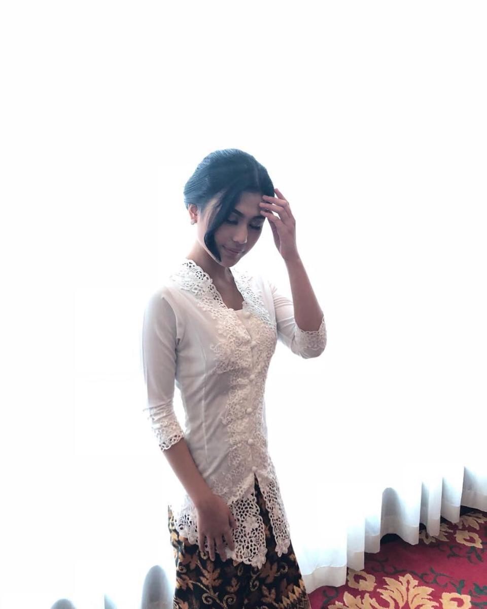 Instagram.com/deliaahusein