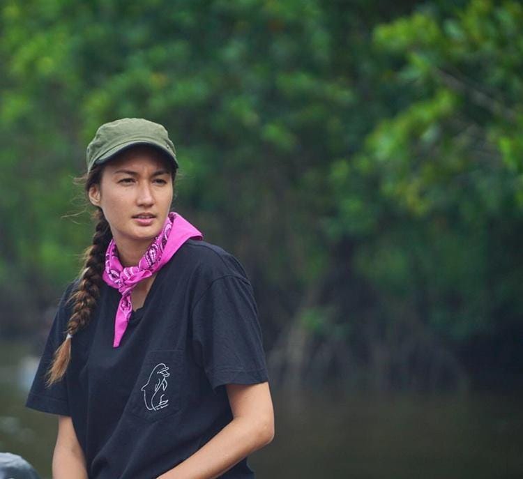 Instagram.com/nadinelist