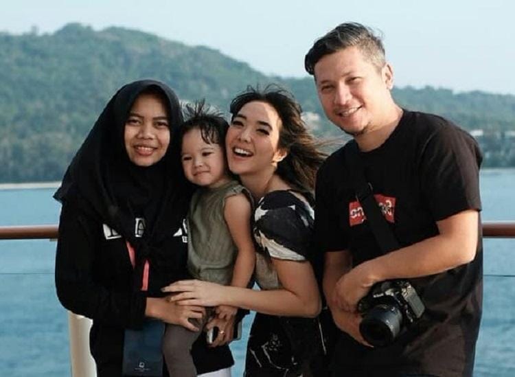 Instagram.com/siti_syalalah