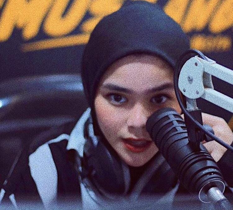 instagram.com/siviazizah