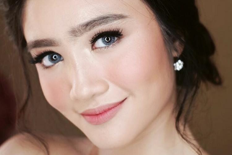 Instagram.com/@febbyrastanty