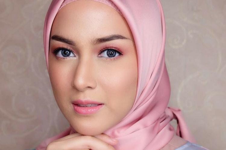 5 Tips Makeup a la Nina Zatulini yang Bisa Kamu Coba