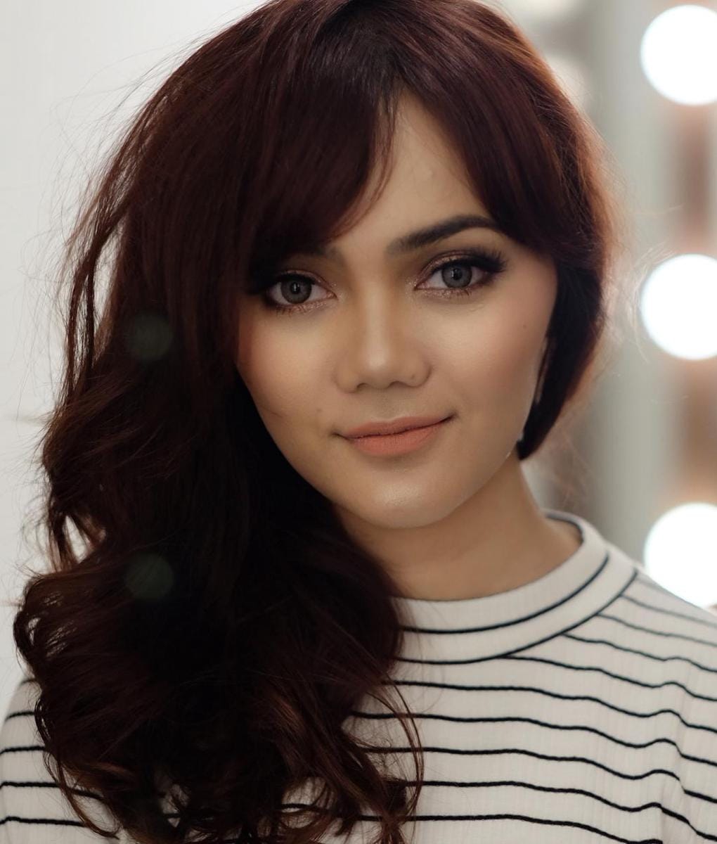 Instagram.com/rinanose16