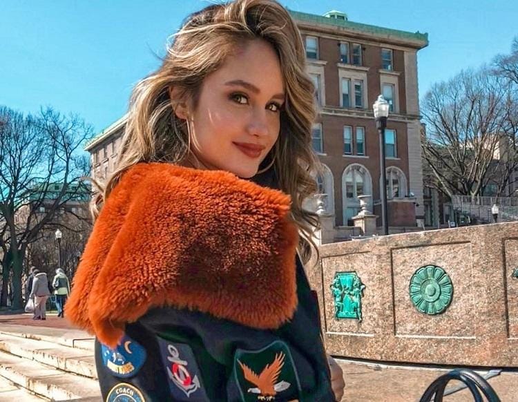 instagram.com/claurakiehl