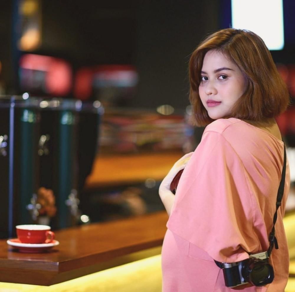 Instagram.com/mytha_lestari