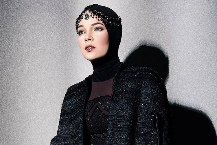 Instagram.com/@dewisandra/@riomotret