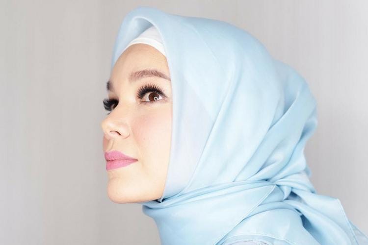 Instagram.com/@dewisandra