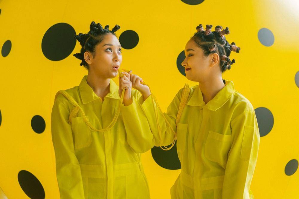 Model: Salma & Salwa, Photographer: Andre Wiredja, Makeup & Hair: Engelina Wibowo & Meiskhe, Stylist: Rama Dicandra, Location: Museum MACAN