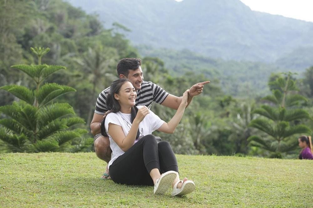 Instagram.com/alisyakieb