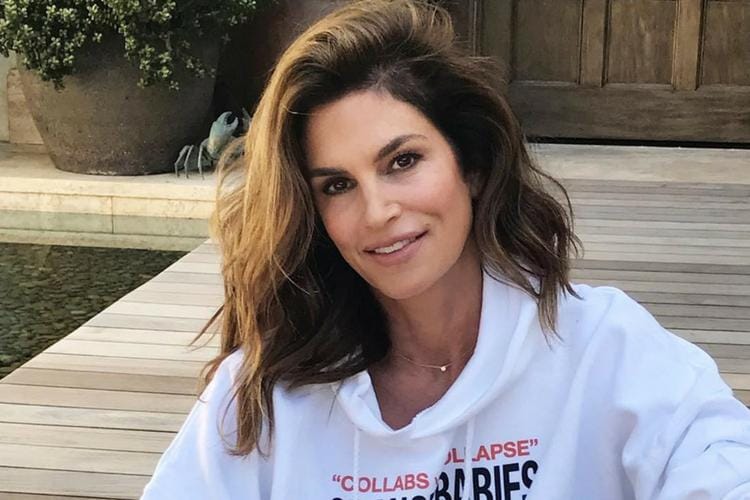 Instagram.com/@cindycrawford
