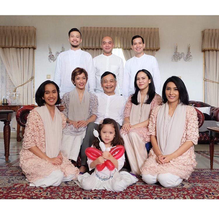 Instagram.com/tyasmirasih