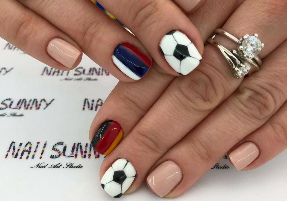 instagram.com/nail_sunny