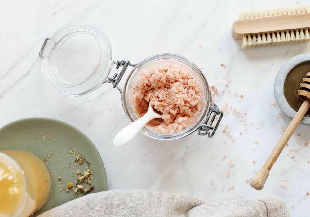 Ingin Rambut Sehat? Coba Perawatan Hair Scrub Yuk!
