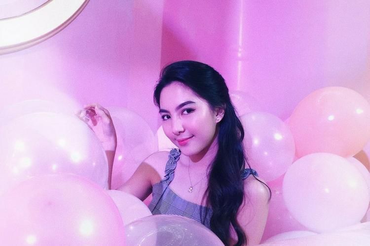 Instagram.com/@deviennaaa