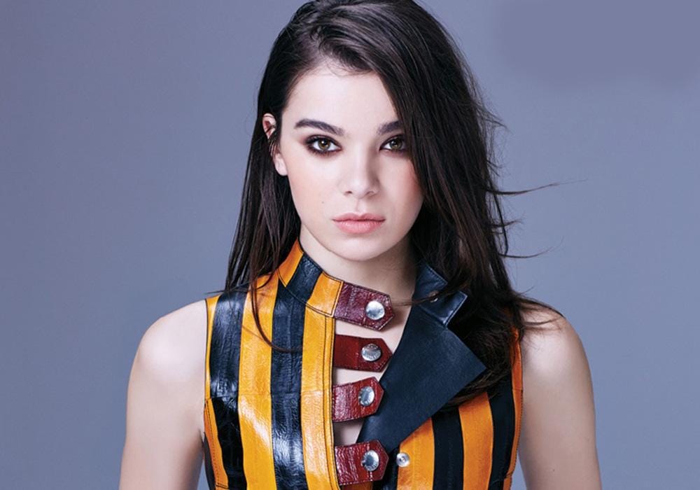 fashiongonerogue.com/Flare Magazine