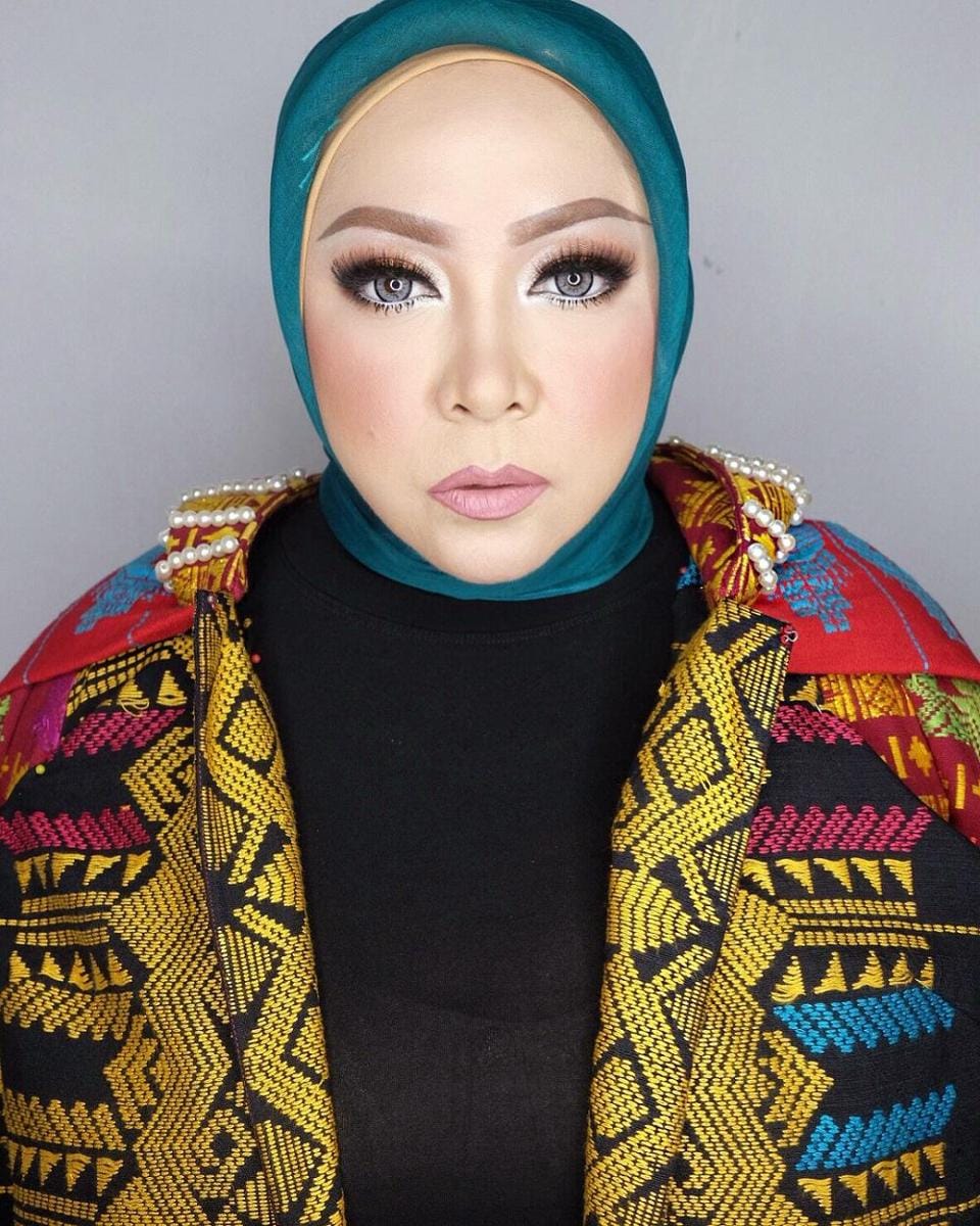 instagram.com/melly_goeslaw