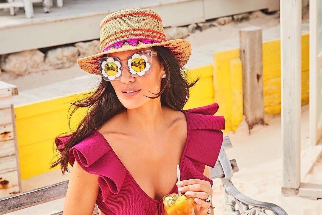 #PopbelaOOTD: Kacamata Playful yang Statement