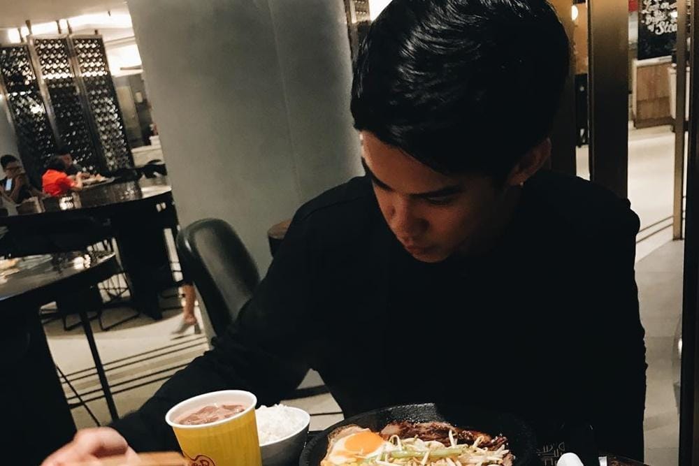 Instagram.com/caitlinhalderman