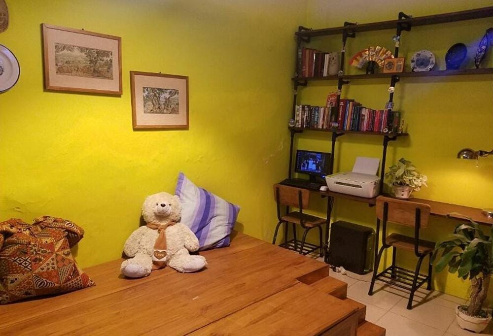 Instagram.com/seeyousoon.hostel