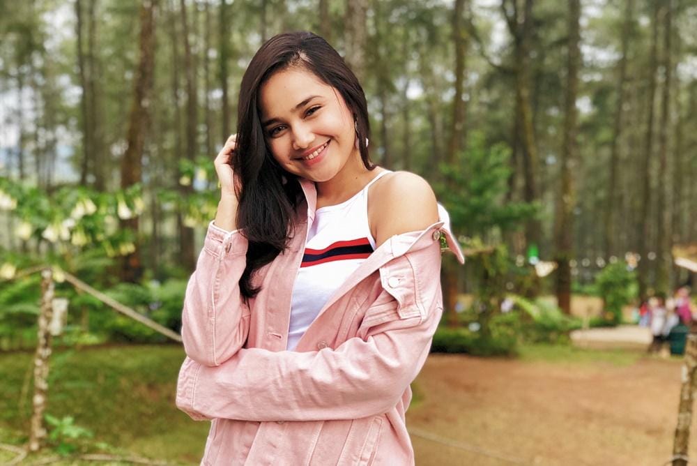 Intip Perjalanan Cinta Syifa Hadju dan Pacar Baru Lewat 9 Foto Ini