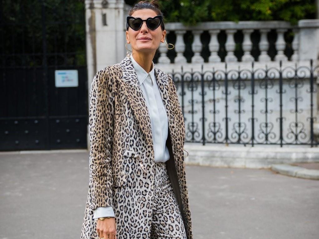 Statement Memakai Outfit Motif Leoprad