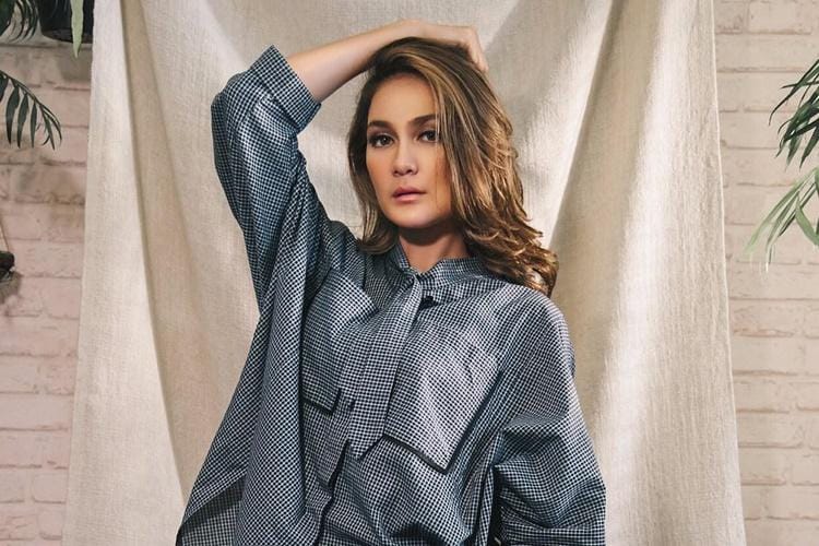 Berkelas, 5 Pria Ini Pernah Menjalin Kasih dengan Luna Maya