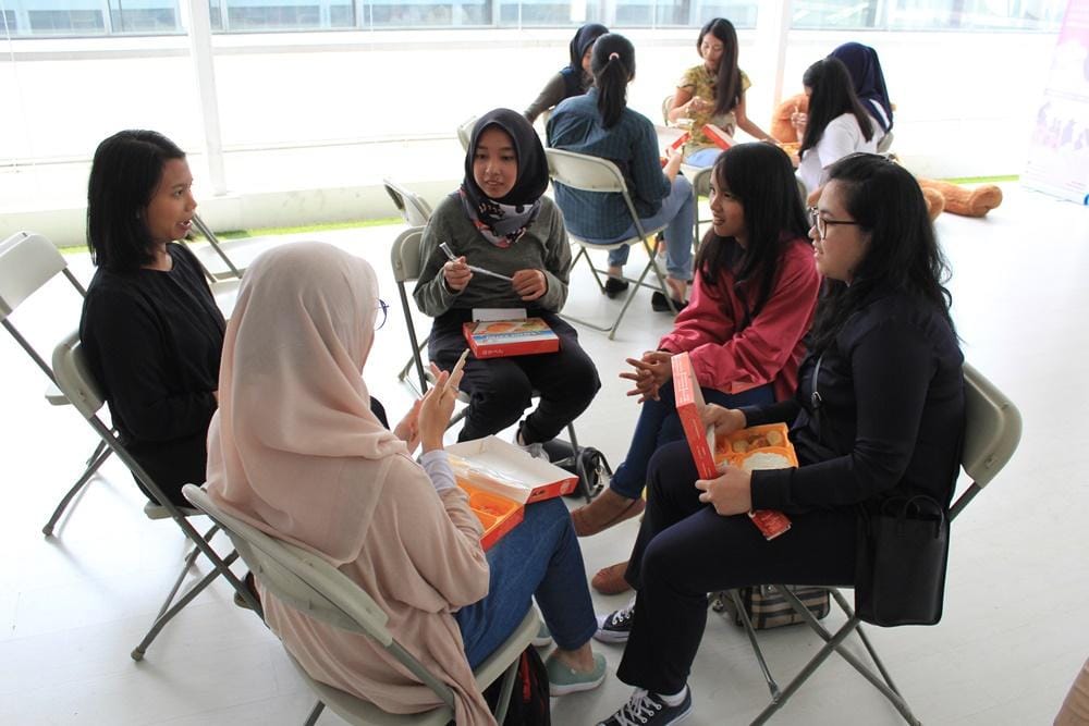 Popbela.com/Michael Richards