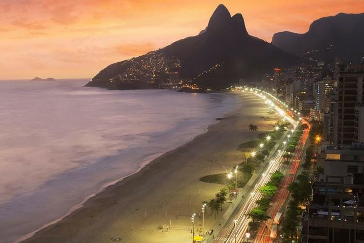 instagram.com/shutterstock