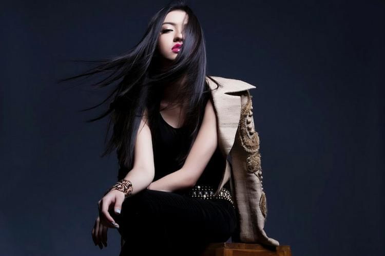 Instagram.com/@ralineshah