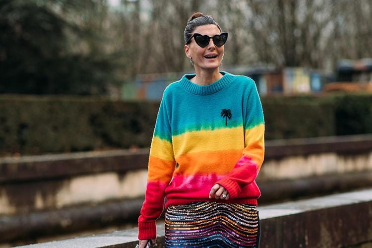 Trik Keren Mengenakan Pakaian Warna-warni!