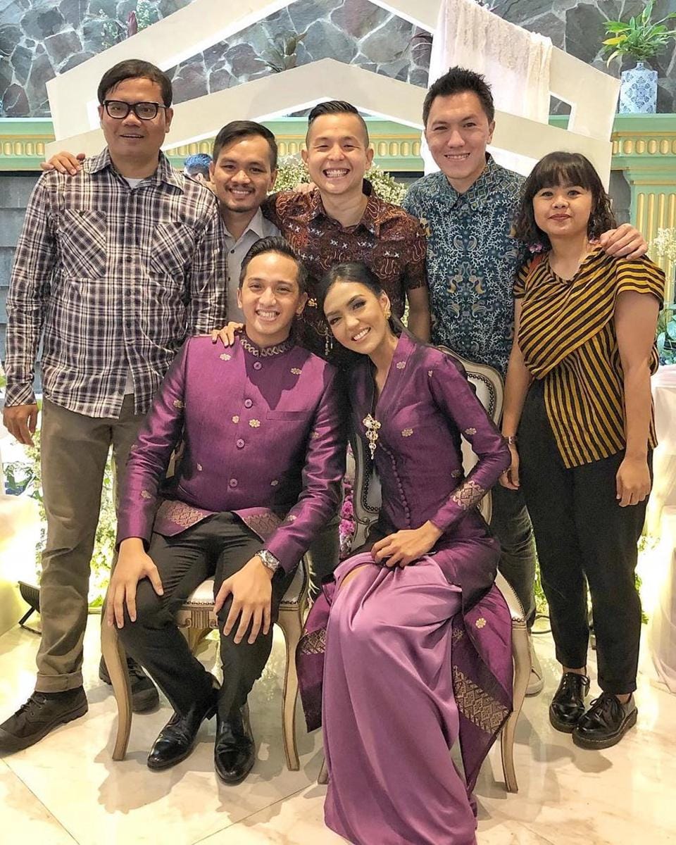 Instagram.com/ernestprakasa