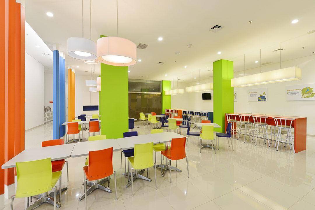 pophotel.com