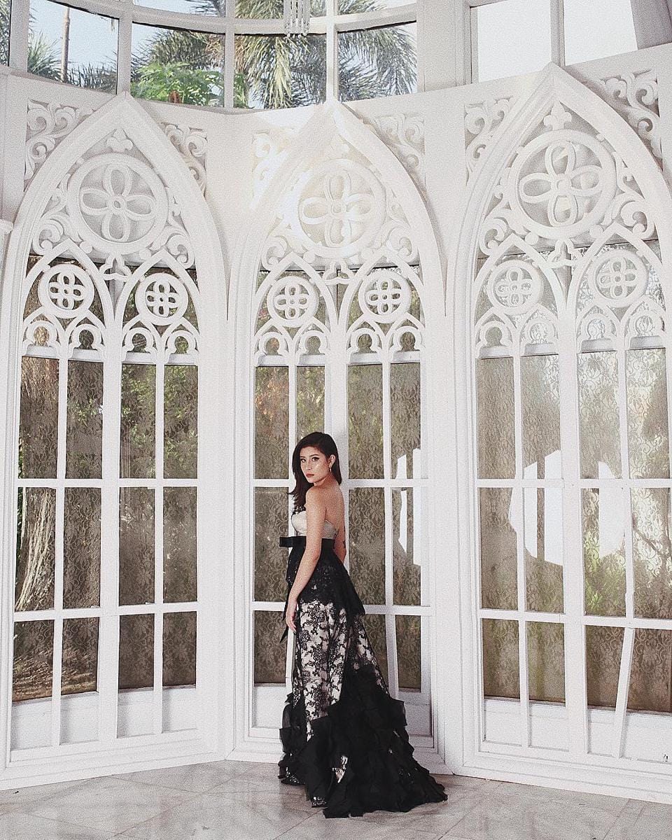 Instagram.com/Awkarin