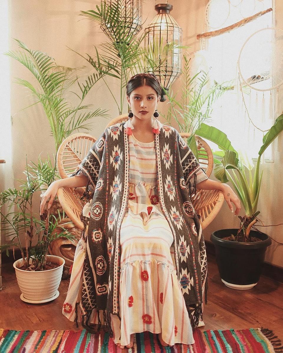 Instagram.com/Awkarin