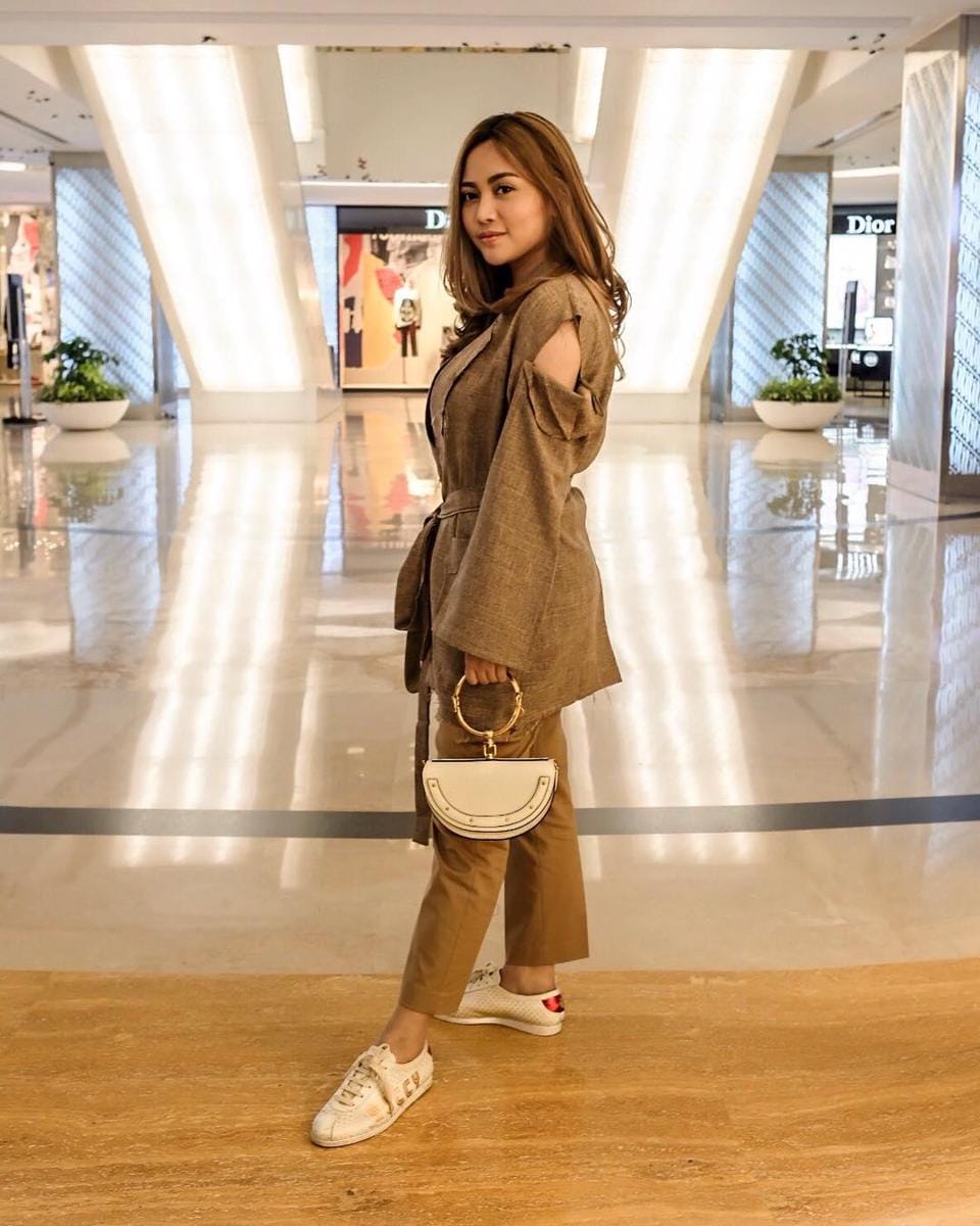 Instagram.com/rachelvennya