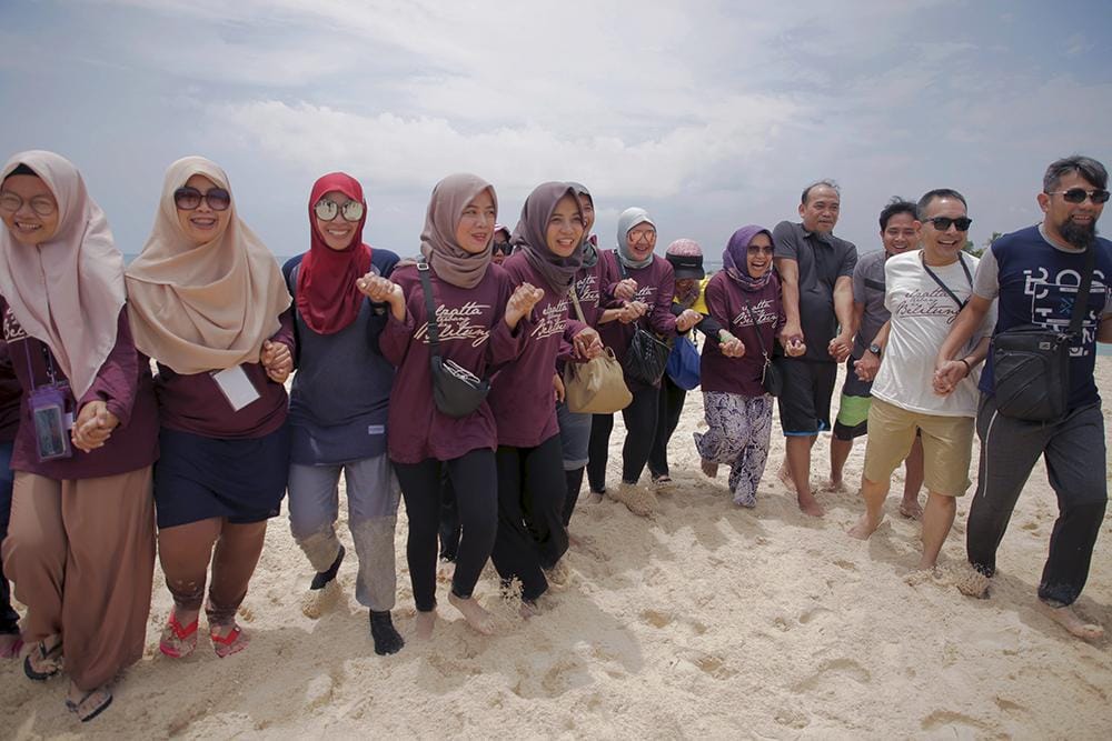 Ellhijab/Rumah Produksi Akar