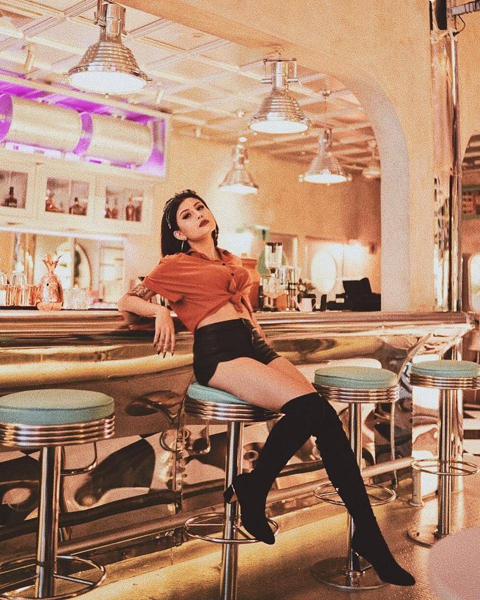 Instagram.com/Awkarin