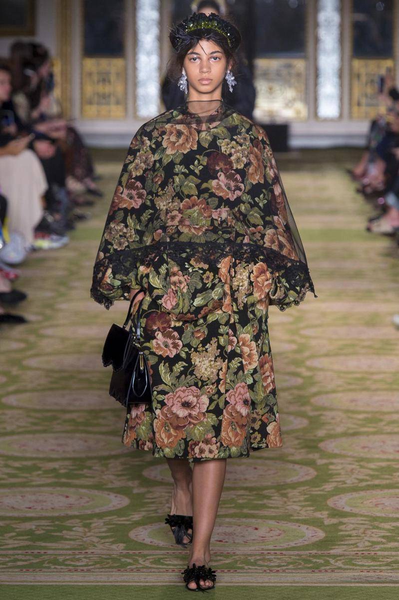 www.vogue.com