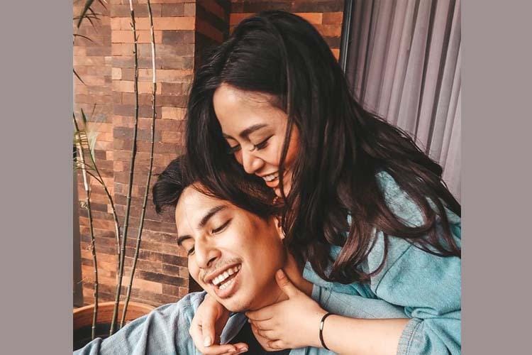 Instagram.com/rachelvennya