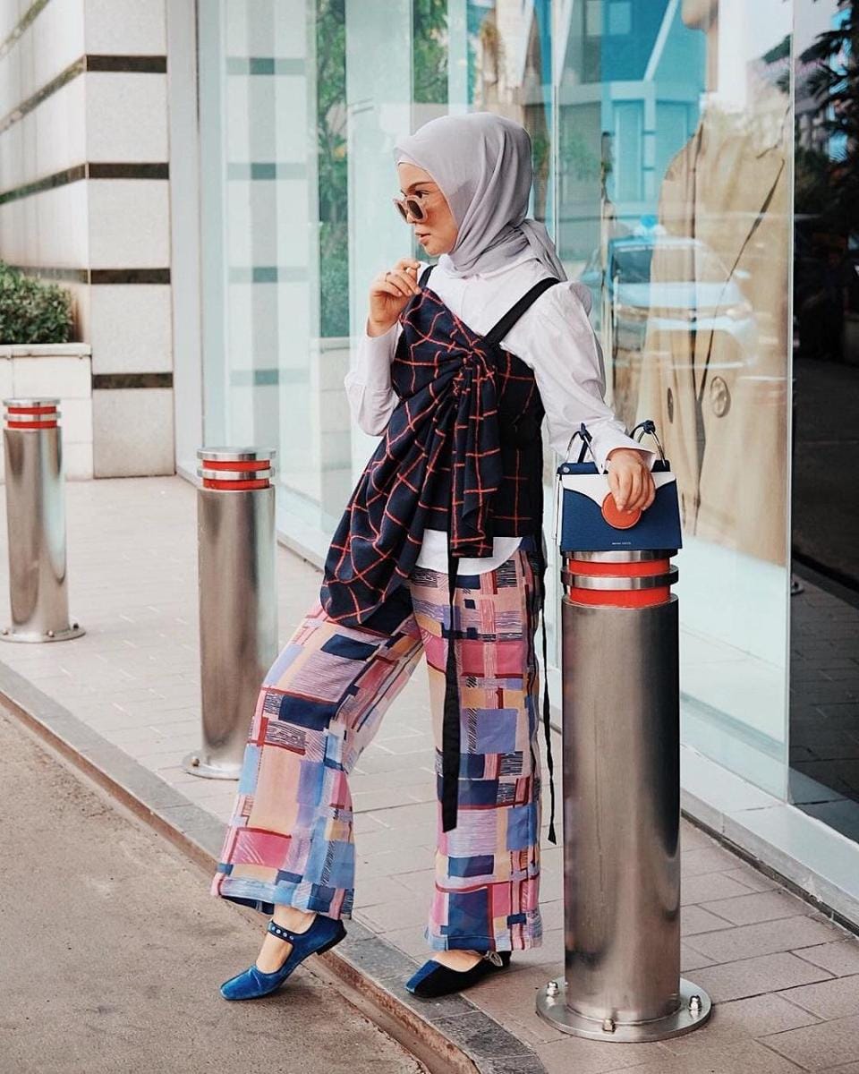 Instagram.com/tantrinamirah