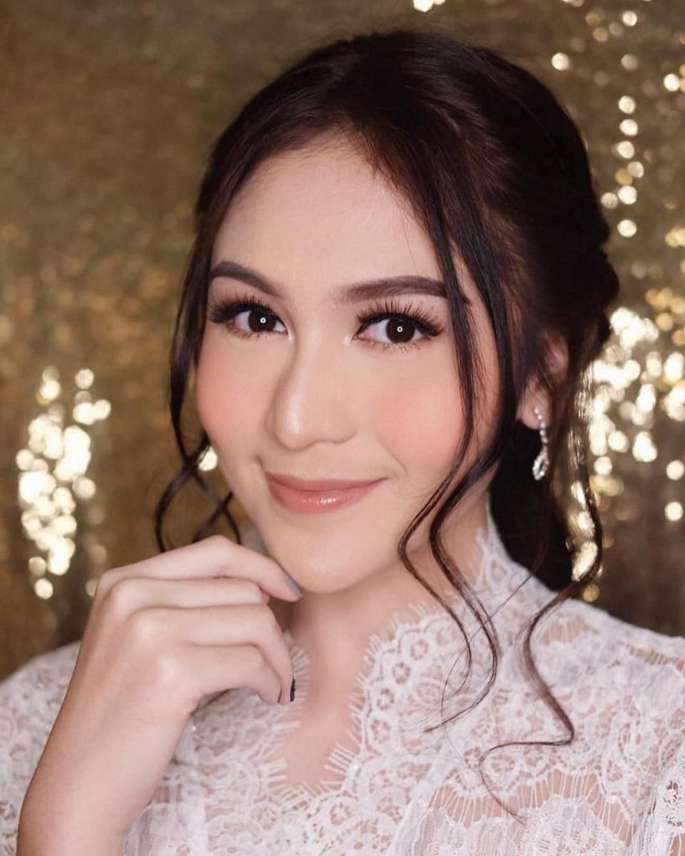 Instagram.com/denirawiraguna