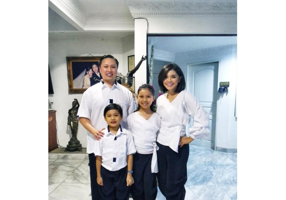 instagram.com/merryriana