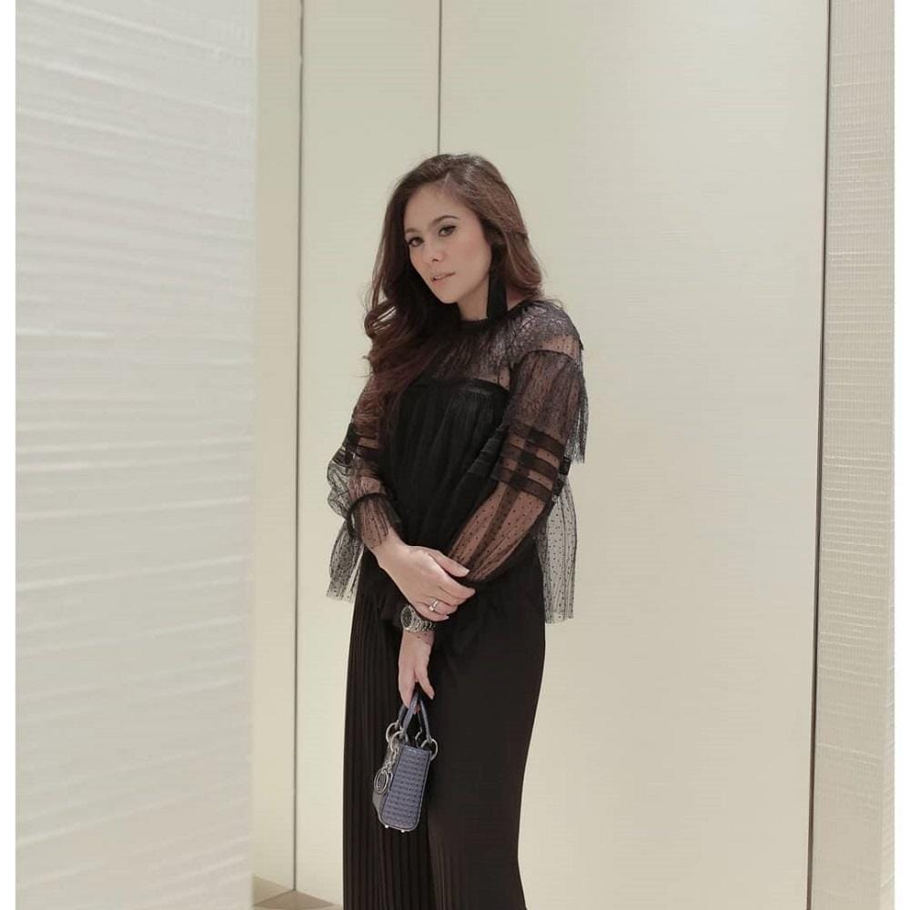 Instagram.com/wulanguritno